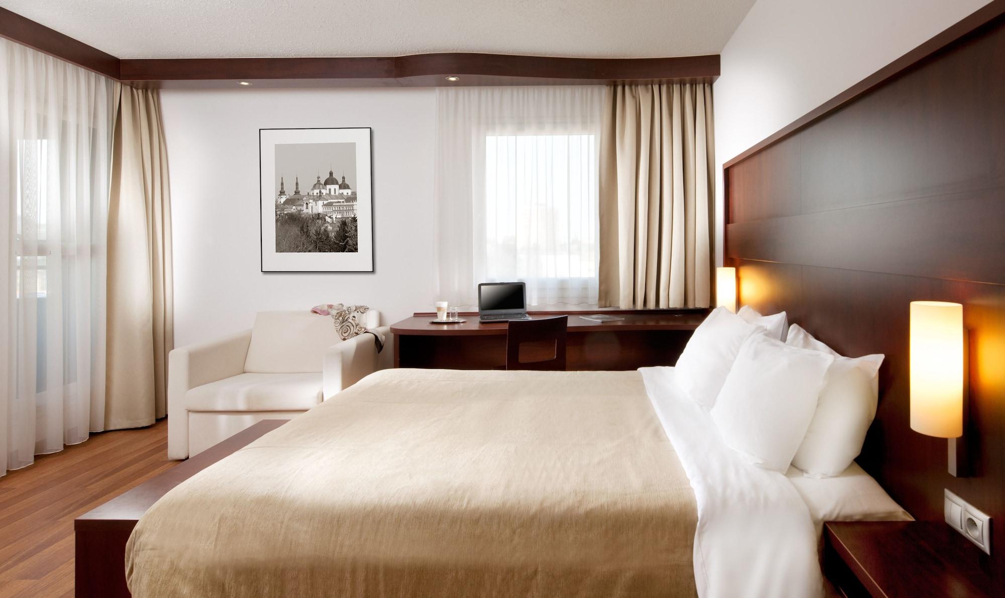 Comfort Hotel Olomouc Centre Екстериор снимка