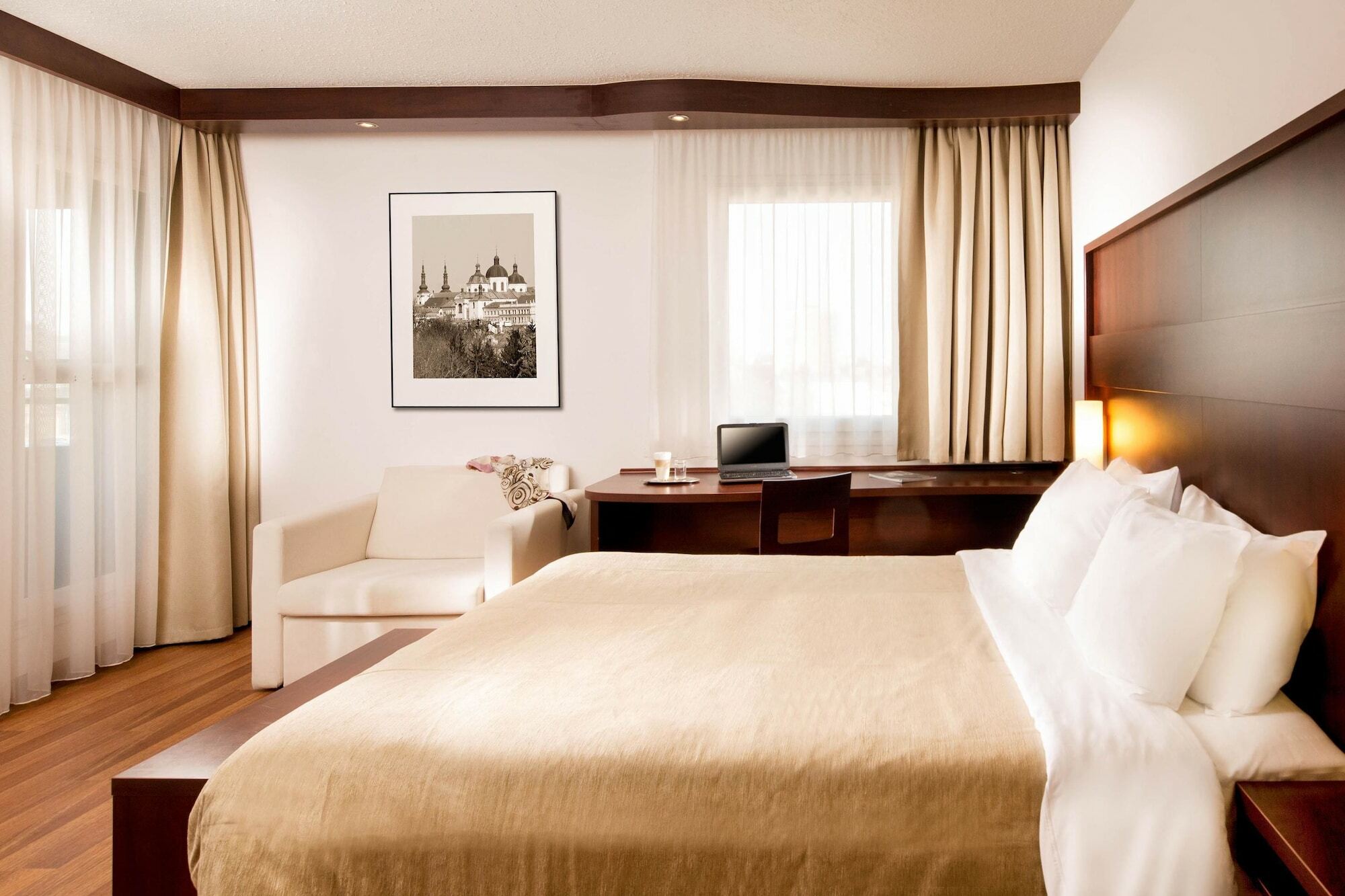 Comfort Hotel Olomouc Centre Екстериор снимка