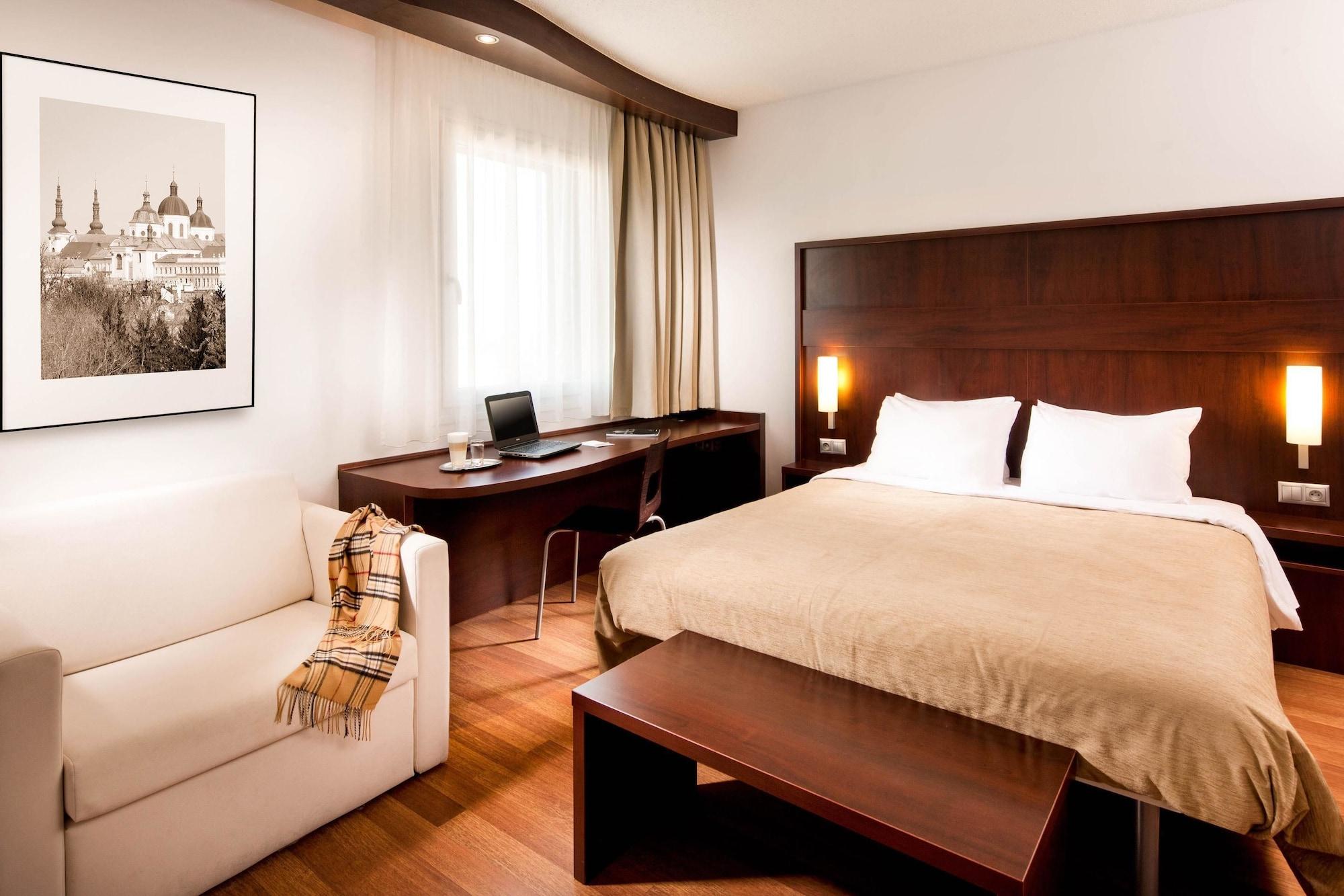 Comfort Hotel Olomouc Centre Екстериор снимка